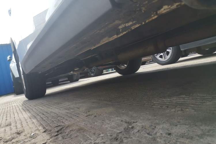 Used Zotye T600 2015 1.5T Manual Elite Model Right Side Sill
