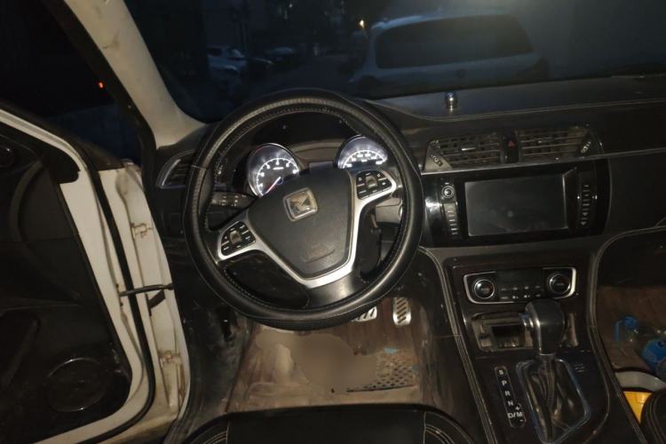 Used Zotye T600 2015 2.0T DCT Prestige Edition Steering Wheel