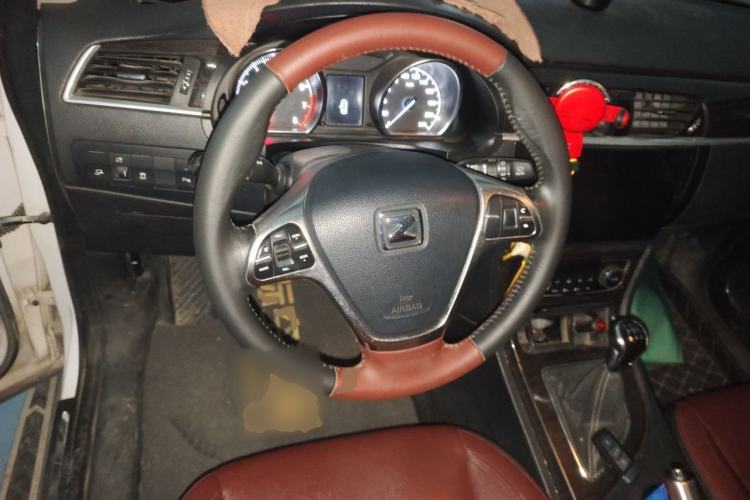Used Zotye T600 2015 Family Edition 2.0T Manual Luxury Version Steering Wheel