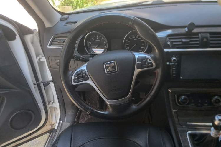 Used Zotye T600 2015 1.5T Manual Luxury Model Steering Wheel