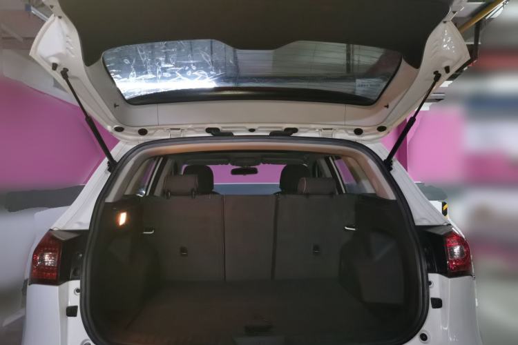 Used Zotye T600 2015 1.5T Manual Flagship Model Trunk
