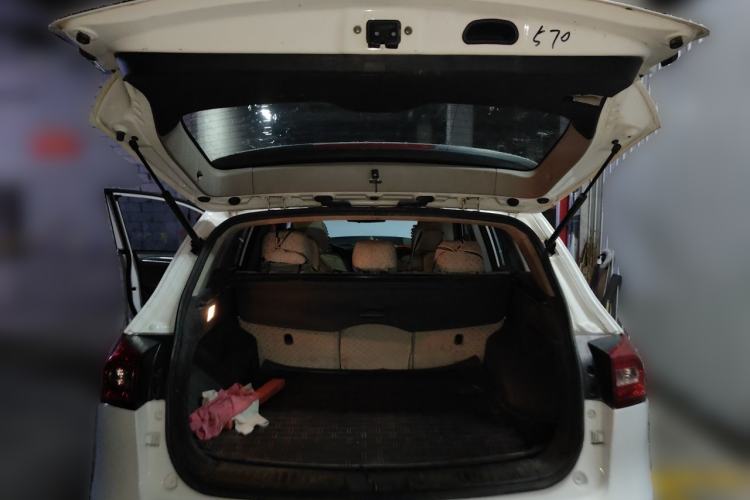 Used Zotye T600 2015 1.5T Manual Luxury Model Trunk