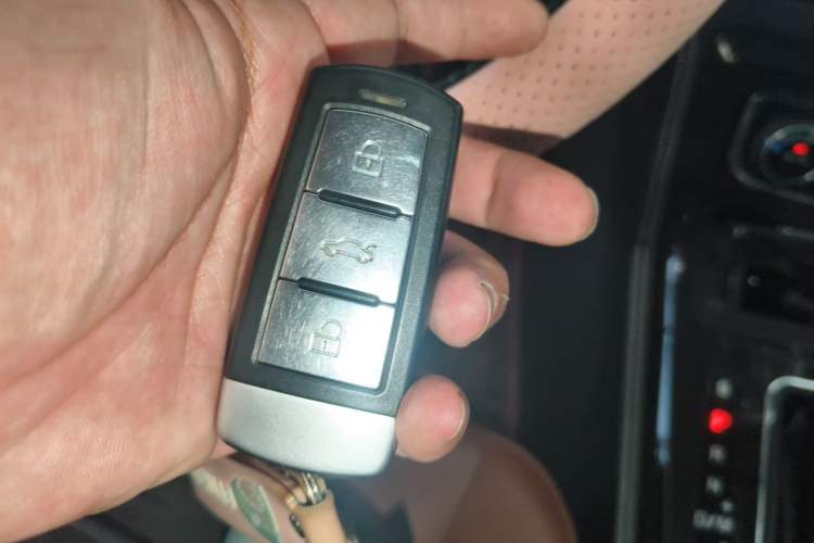 Used Zotye T600 2015 2.0T DCT Prestige Edition Vehicle Key