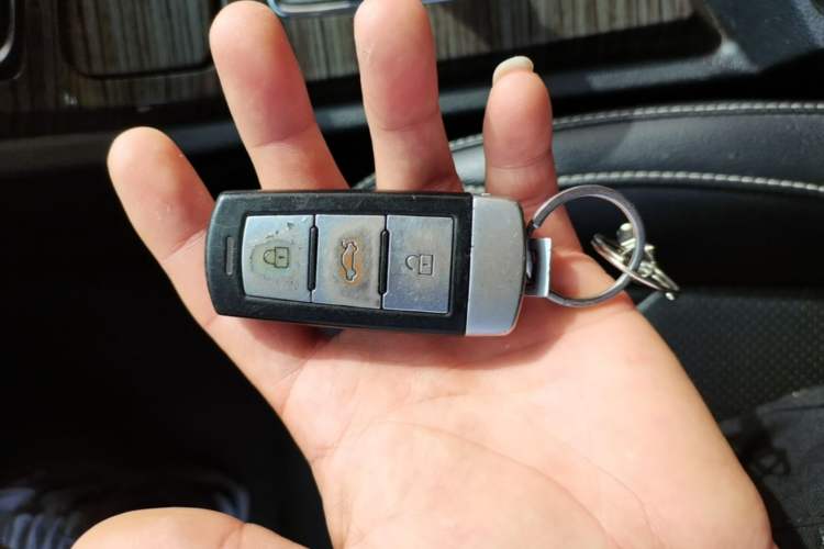Used Zotye T600 2015 1.5T Manual Luxury Model Vehicle Key