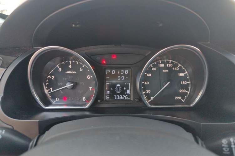 Used Zotye T600 2015 2.0T DCT Prestige Edition Instrument Cluster