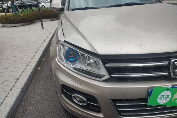 Used Zotye T600 2015 1.5T Manual Luxury Model Right Front Headlight