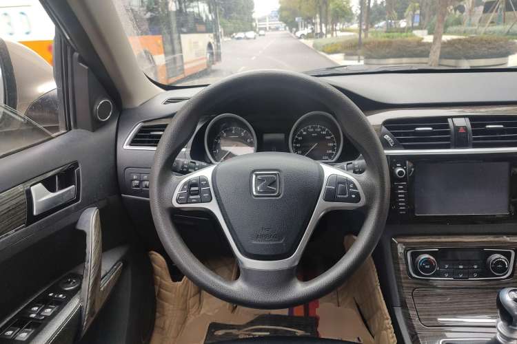 Used Zotye T600 2015 1.5T Manual Luxury Model Steering Wheel