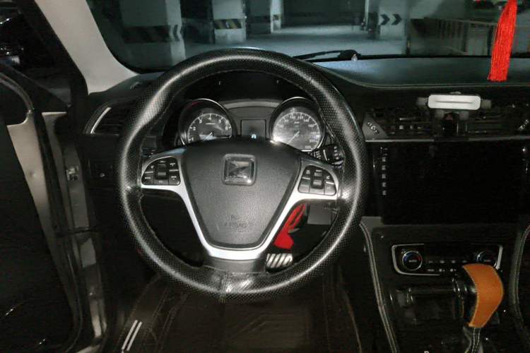 Used Zotye T600 2015 2.0T DCT Flagship Edition Steering Wheel