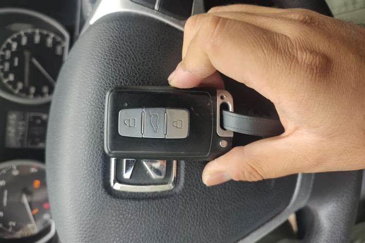 Used Zotye T600 2015 1.5T Manual Luxury Model Vehicle Key