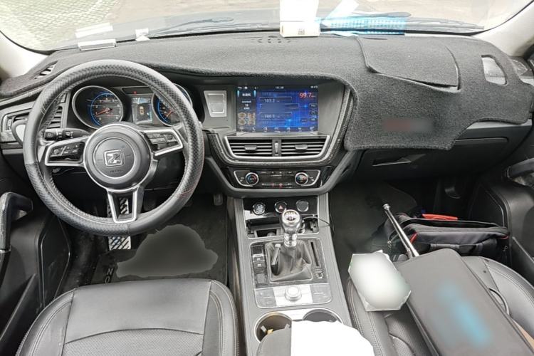Used Zotye T600 2016 Sport Edition 1.5T Manual Luxury Model Center Console