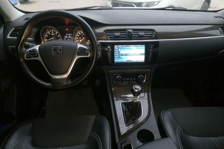 Used Zotye T600 2016 1.5T Manual Elite Edition Center Console