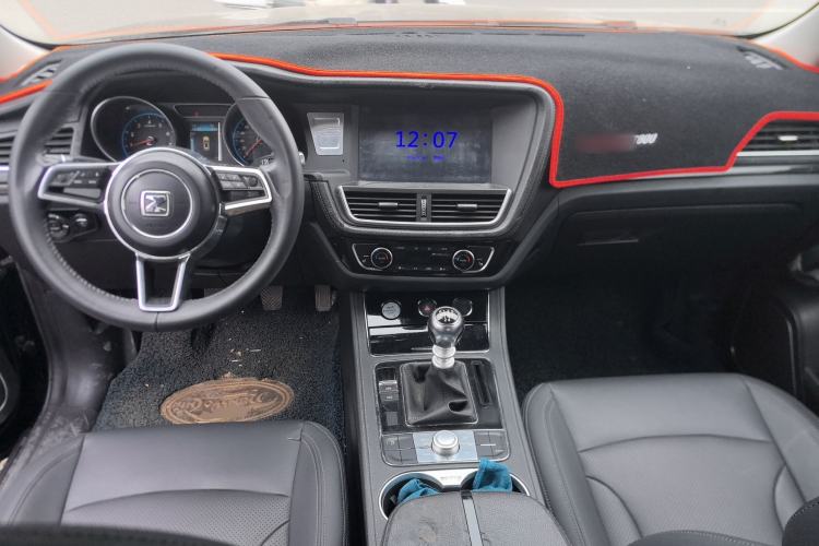 Used Zotye T600 2016 Sport Edition 1.5T Manual Luxury Model Center Console