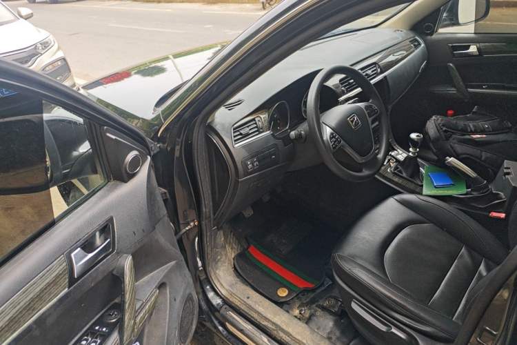 Used Zotye T600 2016 1.5T Manual Luxury Model Driver Seat