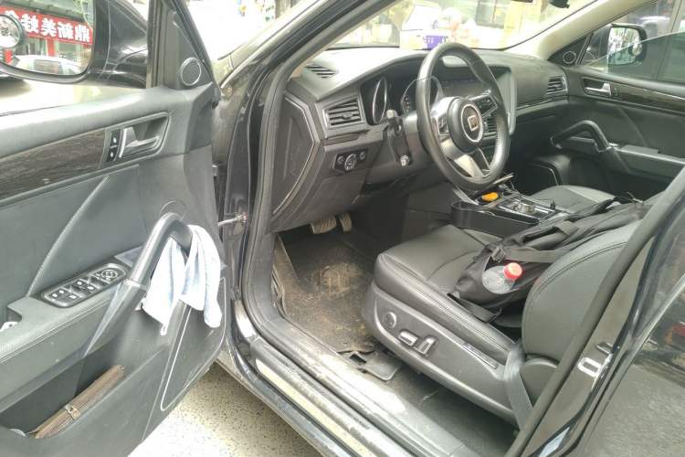 Used Zotye T600 2016 Sport Edition 2.0T DCT Luxury Model Driver Seat