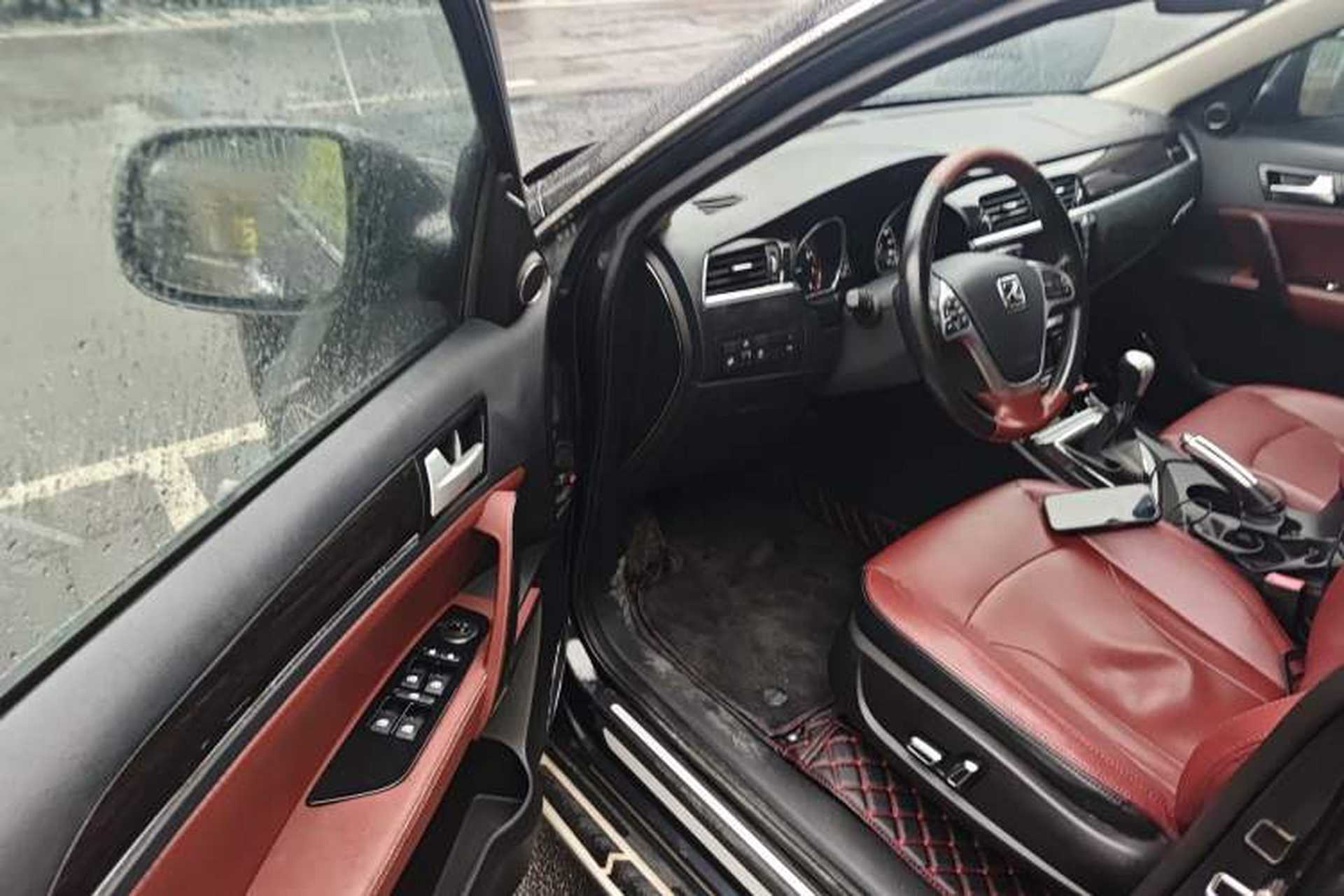 Used Zotye T600 2016 Family Edition 2.0T Manual Luxury Version Driver Seat