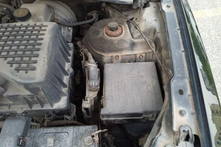Used Zotye T600 2016 1.5T Manual Elite Edition Engine Bay Left
