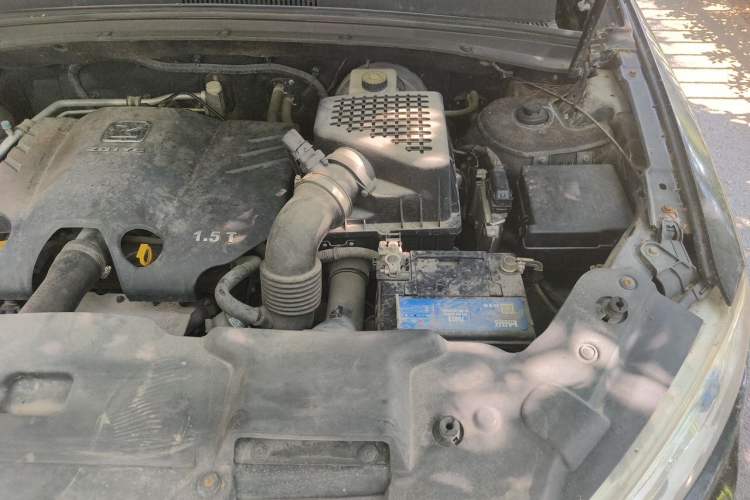 Used Zotye T600 2016 1.5T Manual Elite Edition Engine Bay Left