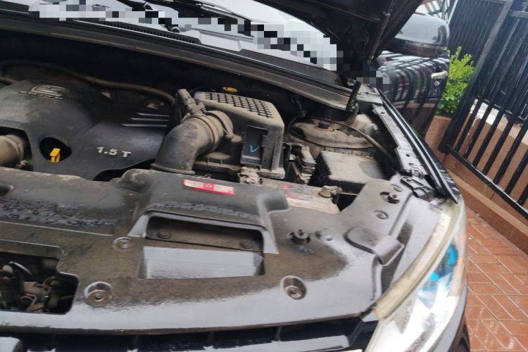 Used Zotye T600 2016 1.5T Manual Luxury Model Engine Bay Left