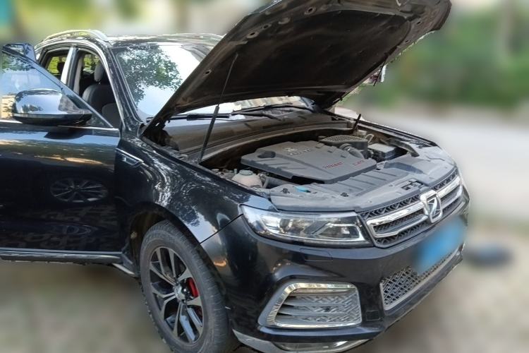 Used Zotye T600 2016 Sport Edition 2.0T DCT Luxury Model Front Right 45 Deg