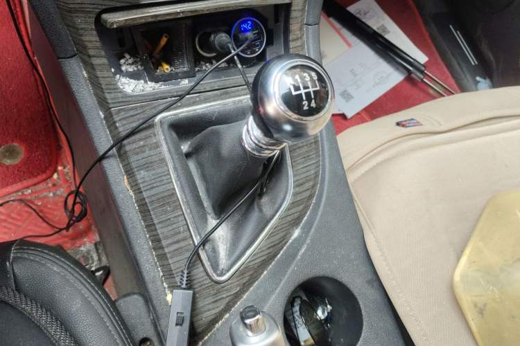 Used Zotye T600 2016 1.5T Manual Luxury Edition Gear Lever