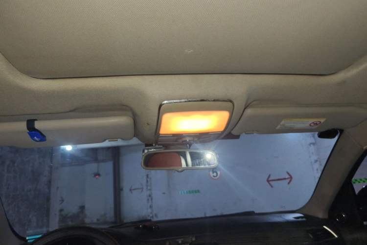 Used Zotye T600 2016 1.5T Manual Luxury Edition Headliner