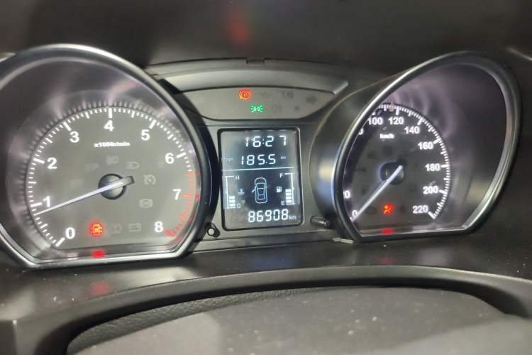 Used Zotye T600 2016 1.5T Manual Luxury Edition Instrument Cluster