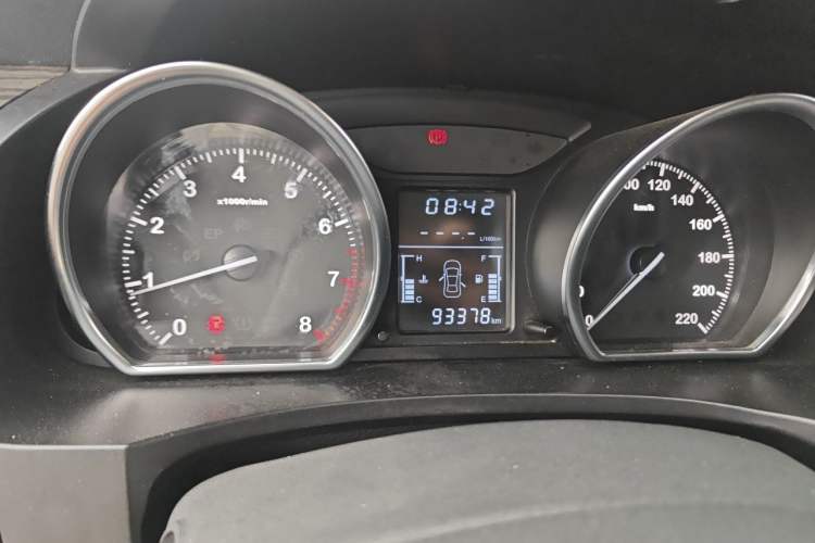 Used Zotye T600 2016 1.5T Manual Luxury Edition Instrument Cluster