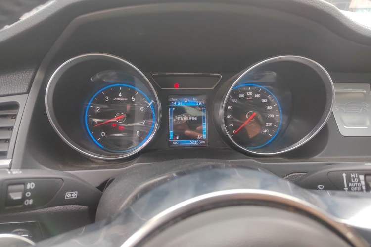 Used Zotye T600 2016 Sport Edition 2.0T DCT Luxury Model Instrument Cluster