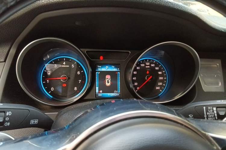 Used Zotye T600 2016 Sport Edition 2.0T DCT Luxury Model Instrument Cluster