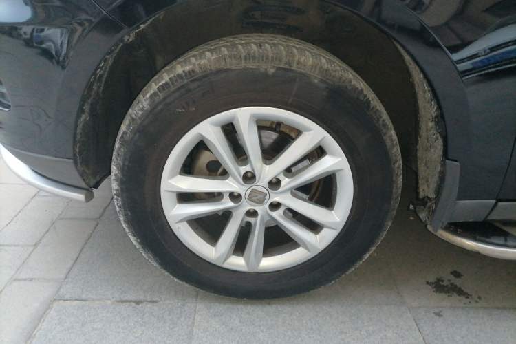 Used Zotye T600 2016 1.5T Manual Elite Edition Left Front Wheel Hub