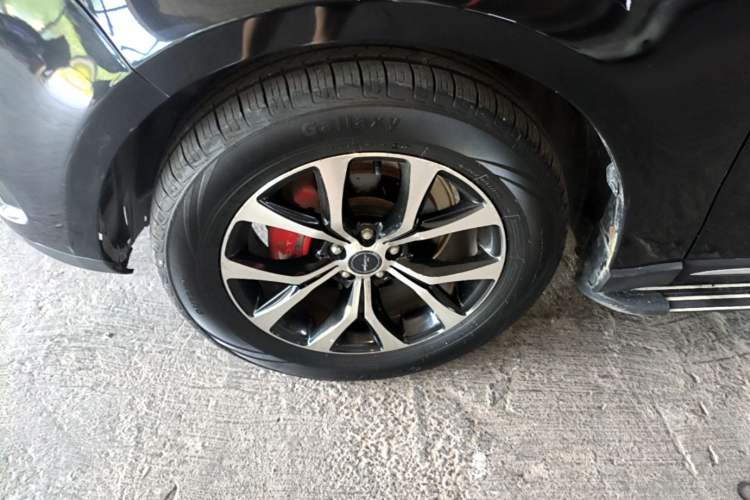 Used Zotye T600 2016 Sport Edition 2.0T DCT Prestige Model Left Front Wheel Hub