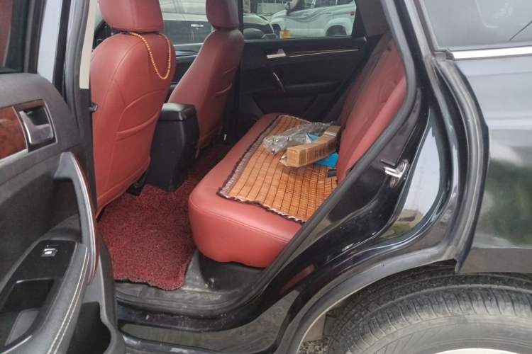 Used Zotye T600 2016 1.5T Manual Elite Edition Left Rear Seat