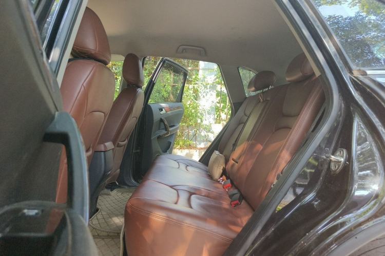 Used Zotye T600 2016 1.5T Manual Elite Edition Left Rear Seat