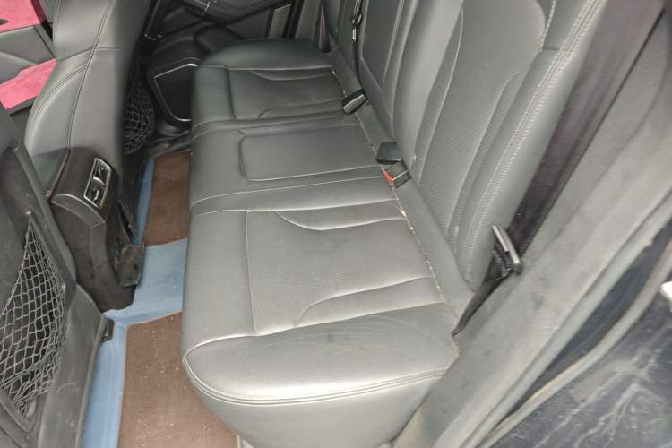 Used Zotye T600 2016 Sport Edition 1.5T Manual Luxury Model Left Rear Seat