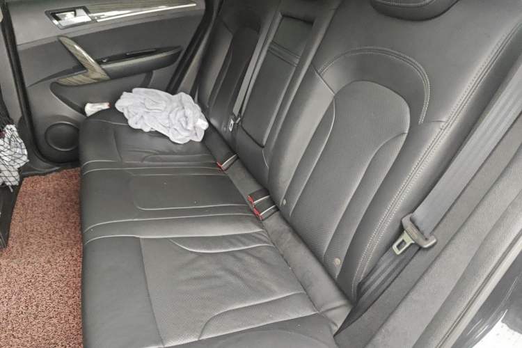 Used Zotye T600 2016 1.5T Manual Luxury Edition Left Rear Seat