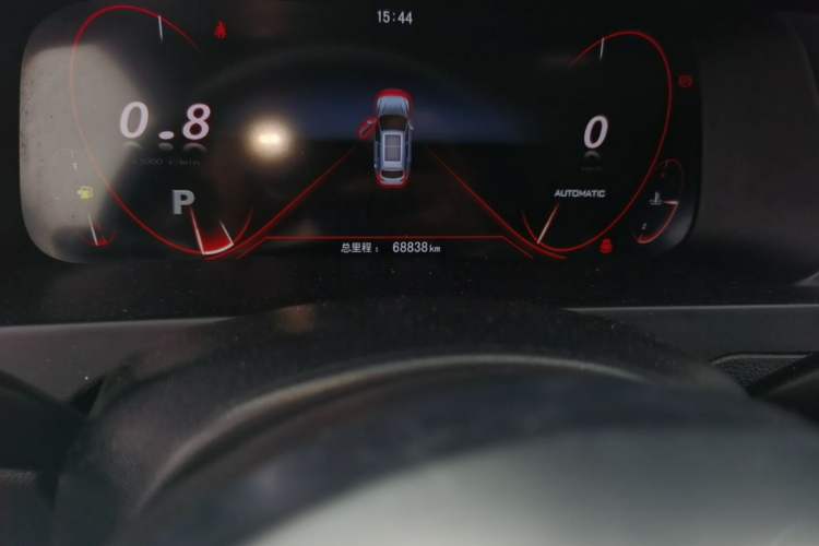 Used Zotye T600 2016 Sport Edition 2.0T DCT Prestige Model Odometer Close Up
