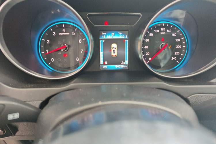 Used Zotye T600 2016 Sport Edition 2.0T DCT Luxury Model Odometer Close Up
