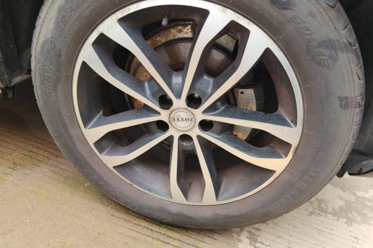 Used Zotye T600 2016 2.0T DCT Prestige Edition Right Front Wheel Hub