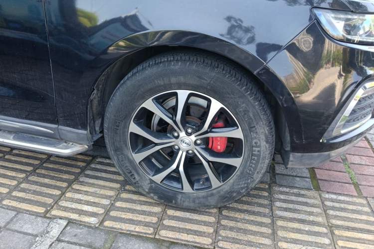Used Zotye T600 2016 Sport Edition 2.0T DCT Luxury Model Right Front Wheel Hub