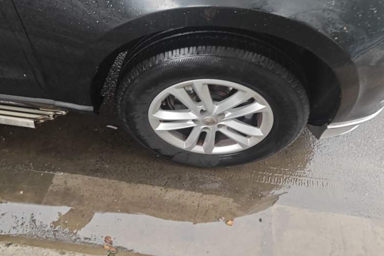 Used Zotye T600 2016 1.5T Manual Luxury Edition Right Front Wheel Hub
