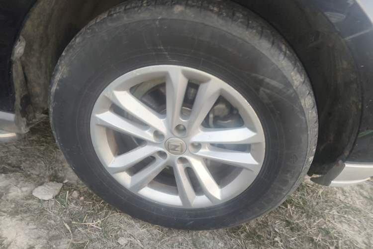 Used Zotye T600 2016 1.5T Manual Luxury Edition Right Front Wheel Hub