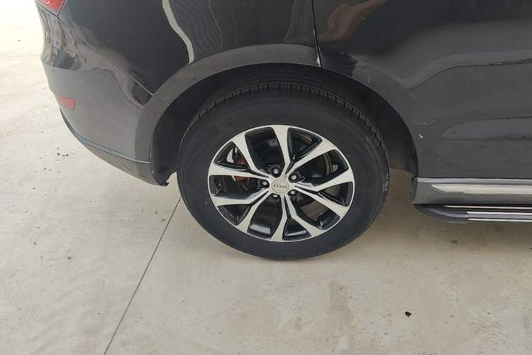 Used Zotye T600 2016 Sport Edition 2.0T DCT Prestige Model Right Rear Wheel Hub