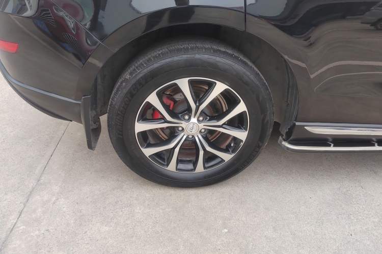 Used Zotye T600 2016 Sport Edition 2.0T DCT Luxury Model Right Rear Wheel Hub