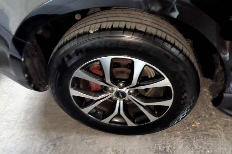 Used Zotye T600 2016 Sport Edition 2.0T DCT Prestige Model Right Rear Wheel Hub