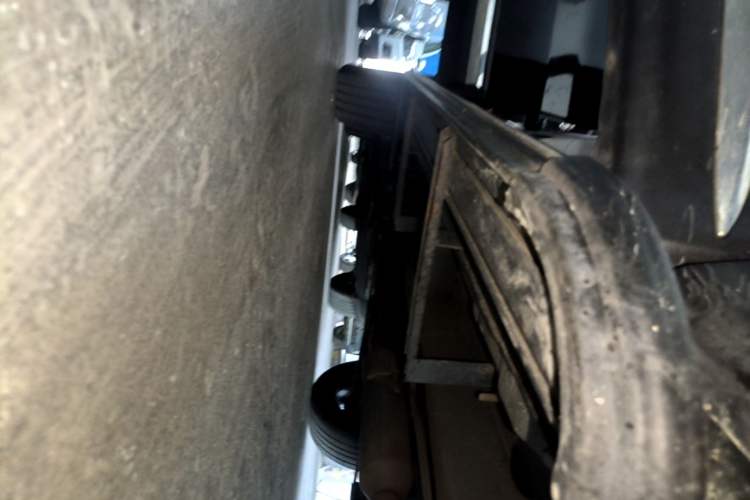 Used Zotye T600 2016 Sport Edition 2.0T DCT Prestige Model Right Side Sill