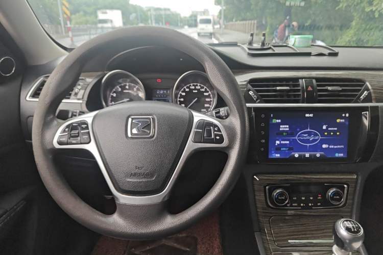 Used Zotye T600 2016 1.5T Manual Luxury Edition Steering Wheel