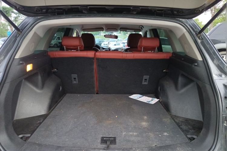 Used Zotye T600 2016 1.5T Manual Elite Edition Trunk