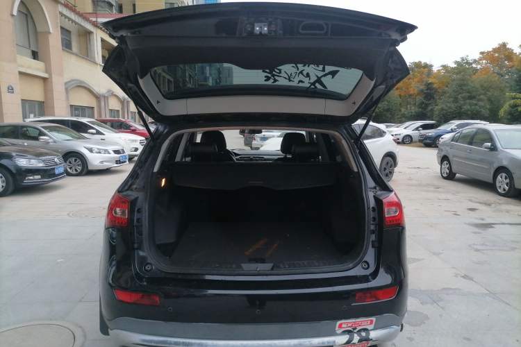 Used Zotye T600 2016 1.5T Manual Elite Edition Trunk