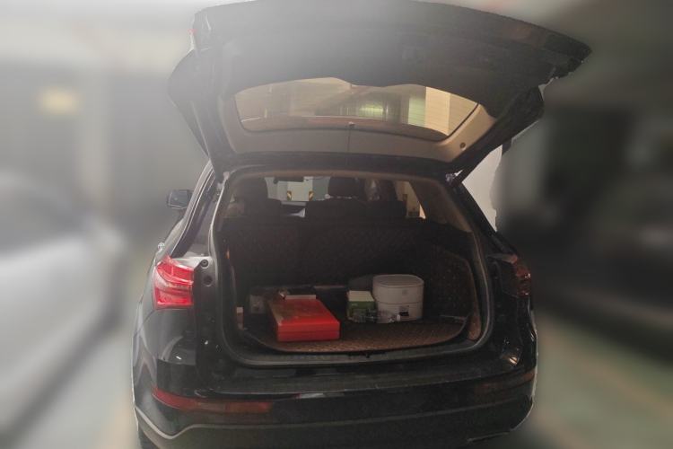 Used Zotye T600 2016 2.0T DCT Prestige Edition Trunk