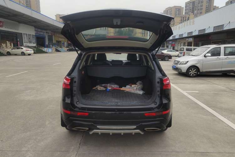 Used Zotye T600 2016 Sport Edition 2.0T DCT Luxury Model Trunk